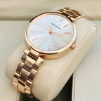 The Horizon Luxe: Minimalist Sunray Dial & Premium Link